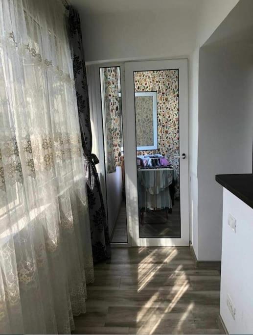 בוקרשט Apartament Cu 3 Camere Chiar In Inima Capitalei מראה חיצוני תמונה