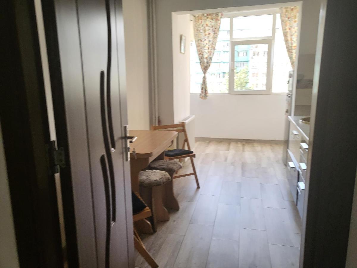 בוקרשט Apartament Cu 3 Camere Chiar In Inima Capitalei מראה חיצוני תמונה